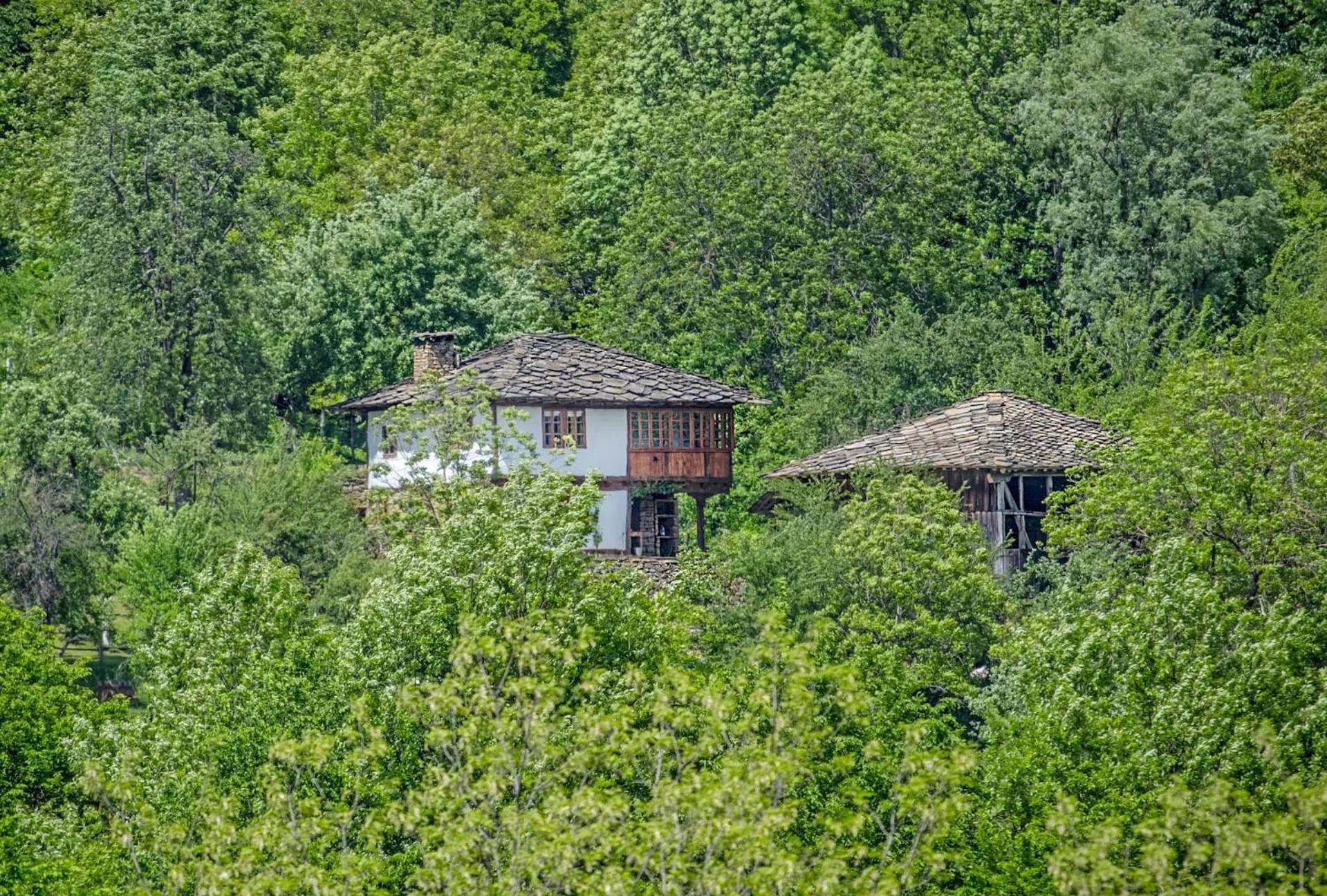 Holiday home Authentic House With Stunning Mountain View - Karashka