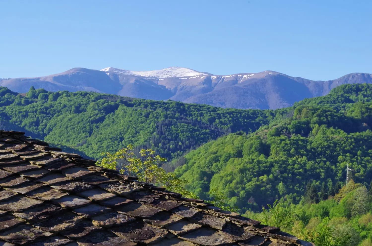 Authentic House With Stunning Mountain View - Karashka Holiday home Apriltsi (Lovech)